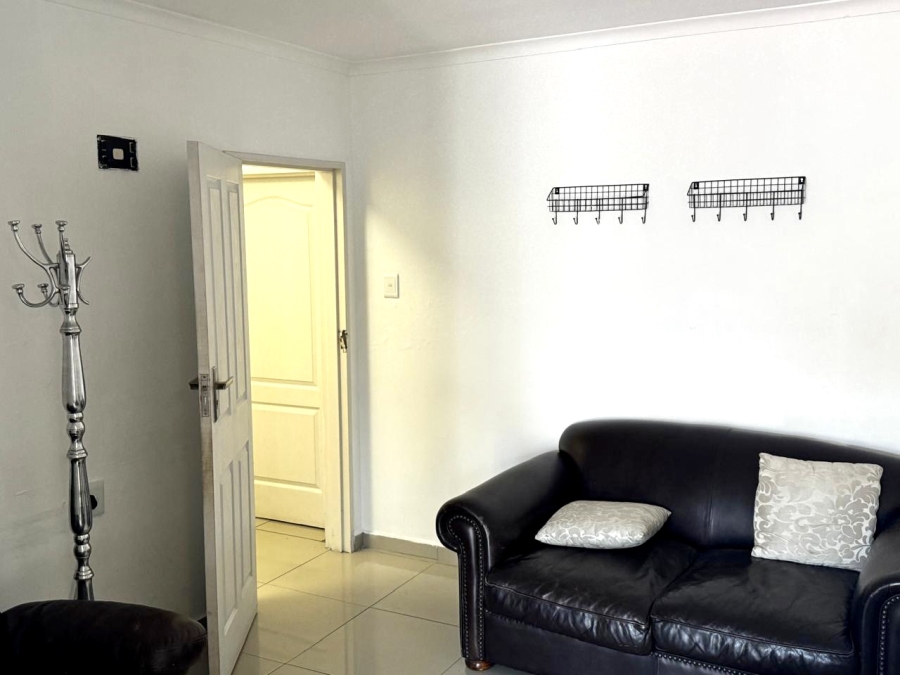 5 Bedroom Property for Sale in West Riding Western Cape